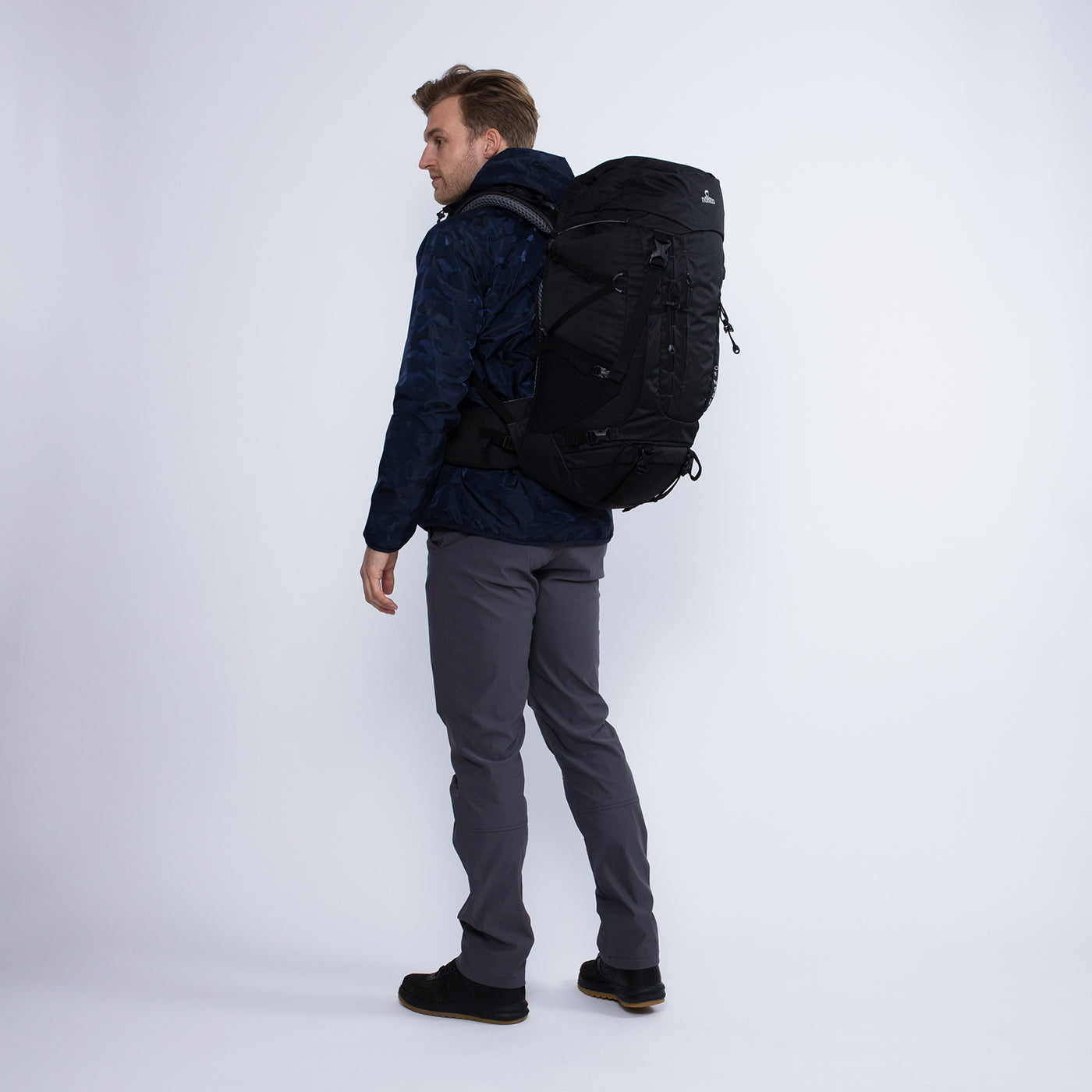 Topaz 40 L Backpack